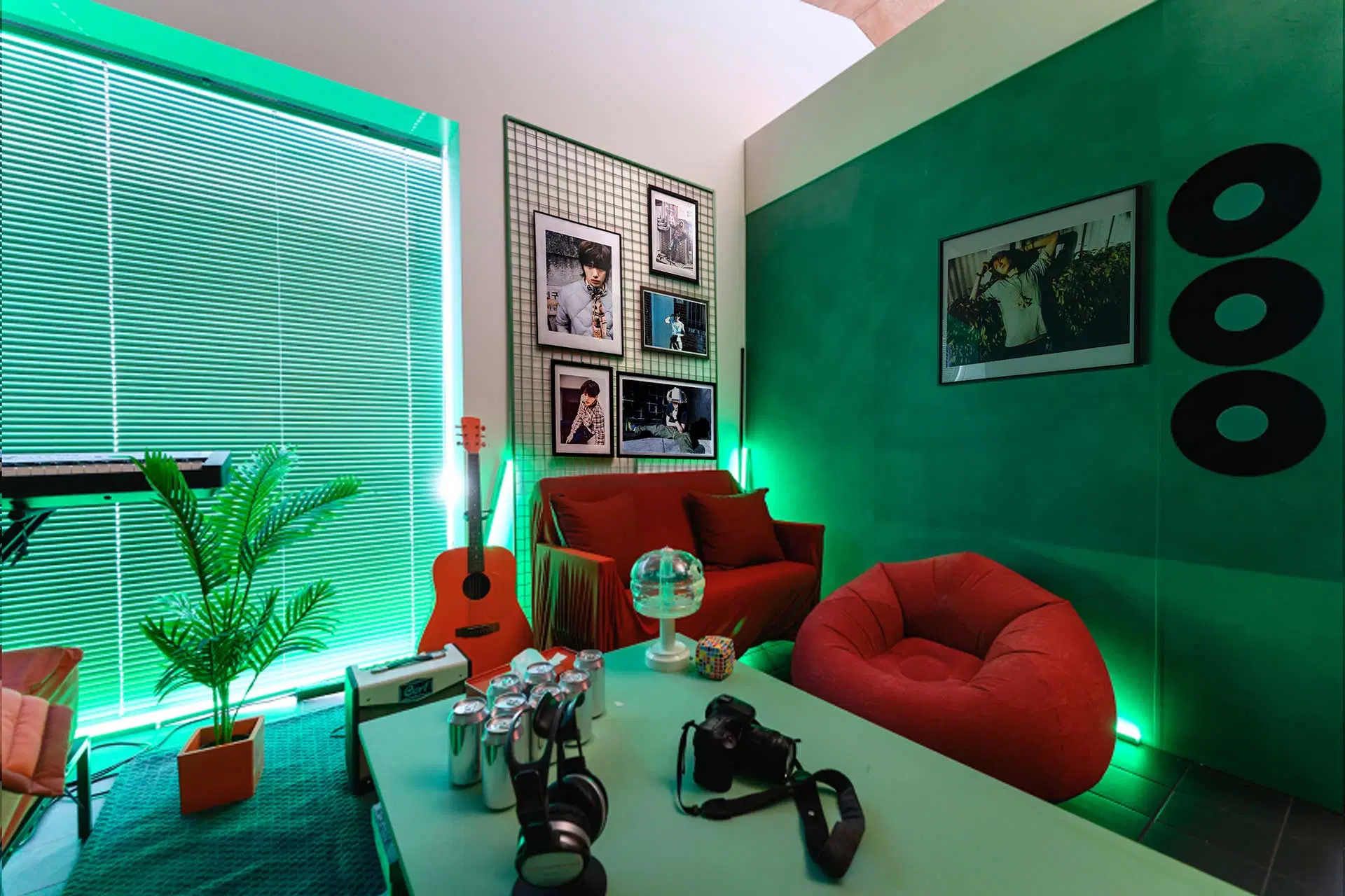 Airbnb & CORTIS Seoul hideout 5