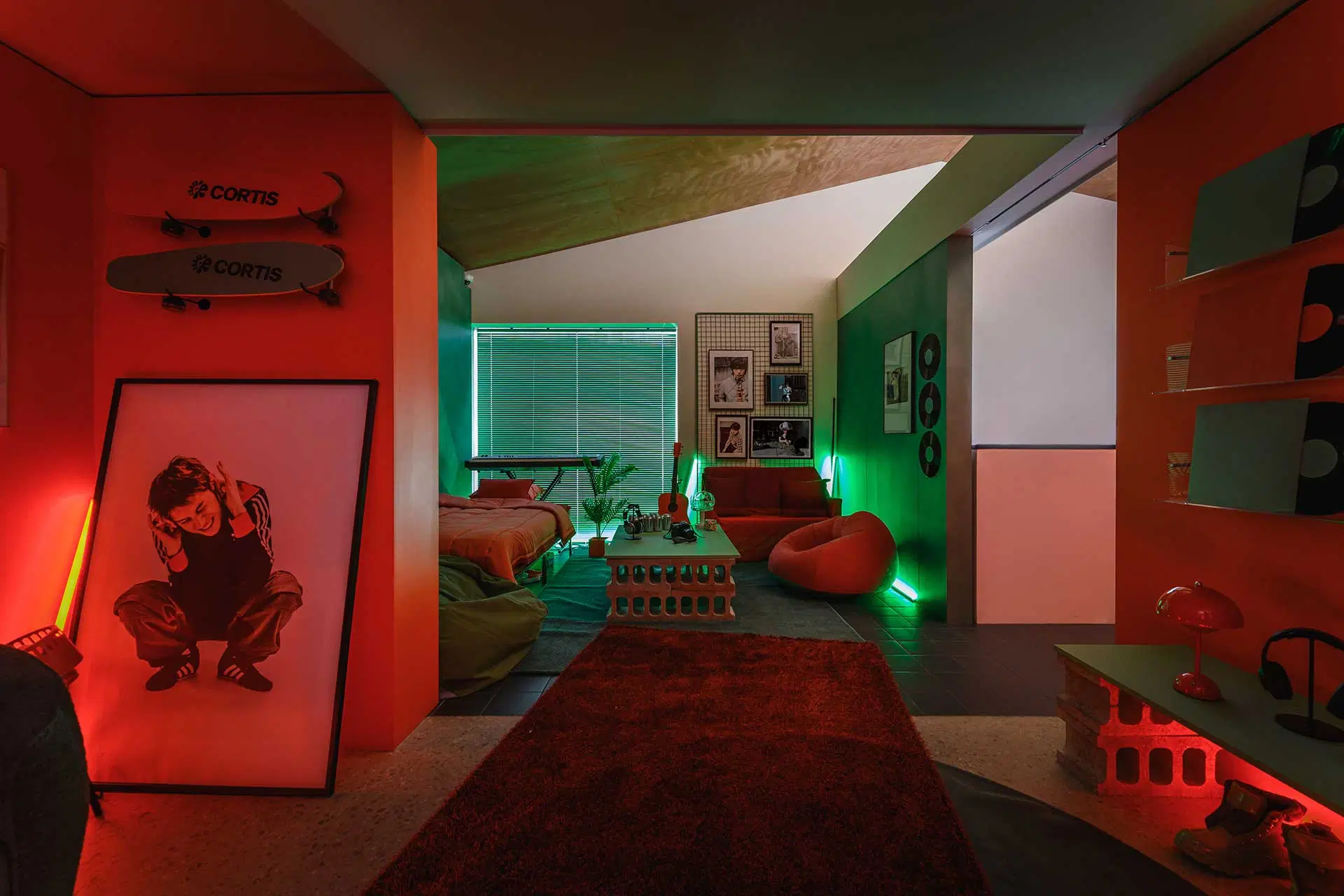 Airbnb & CORTIS Seoul hideout 3