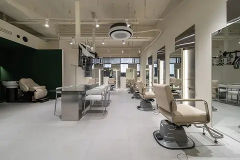 EMPT hair