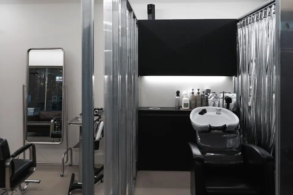 hi salon 9