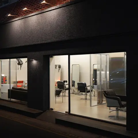 hi salon 3
