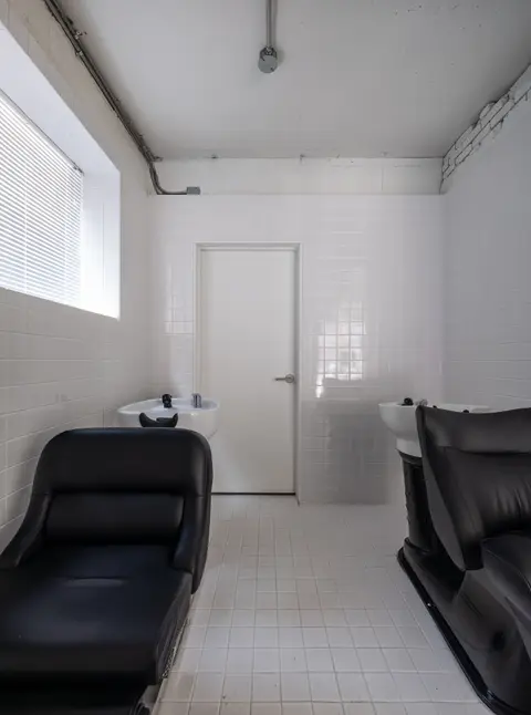 Life barber 14