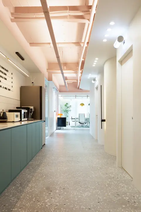 SHOWKET Office 5