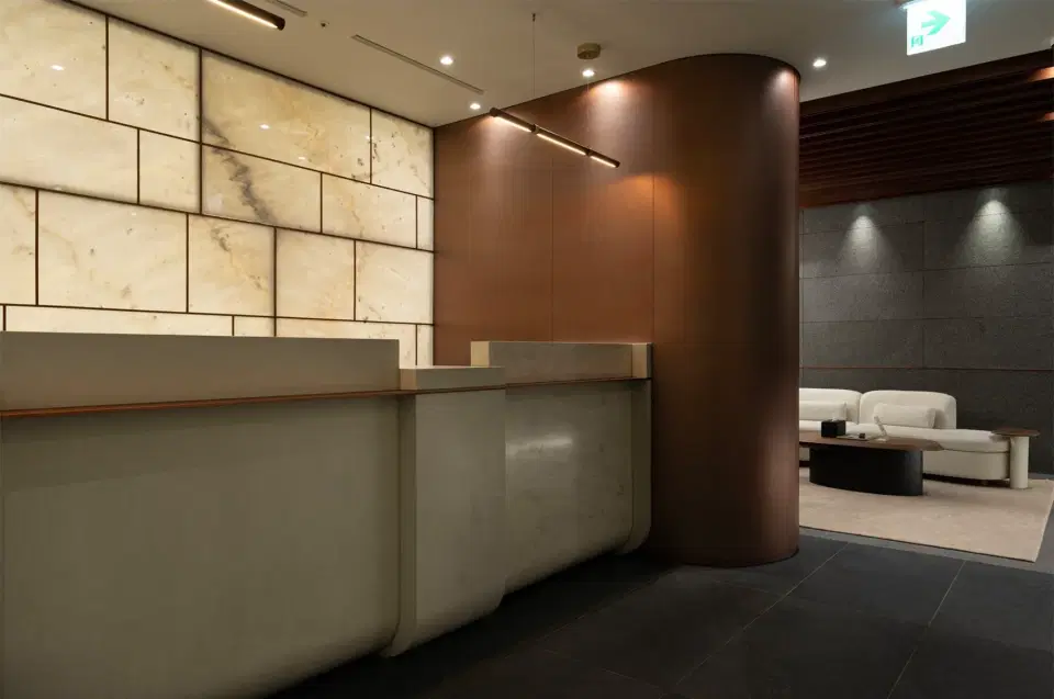 H. Hotel Gallery