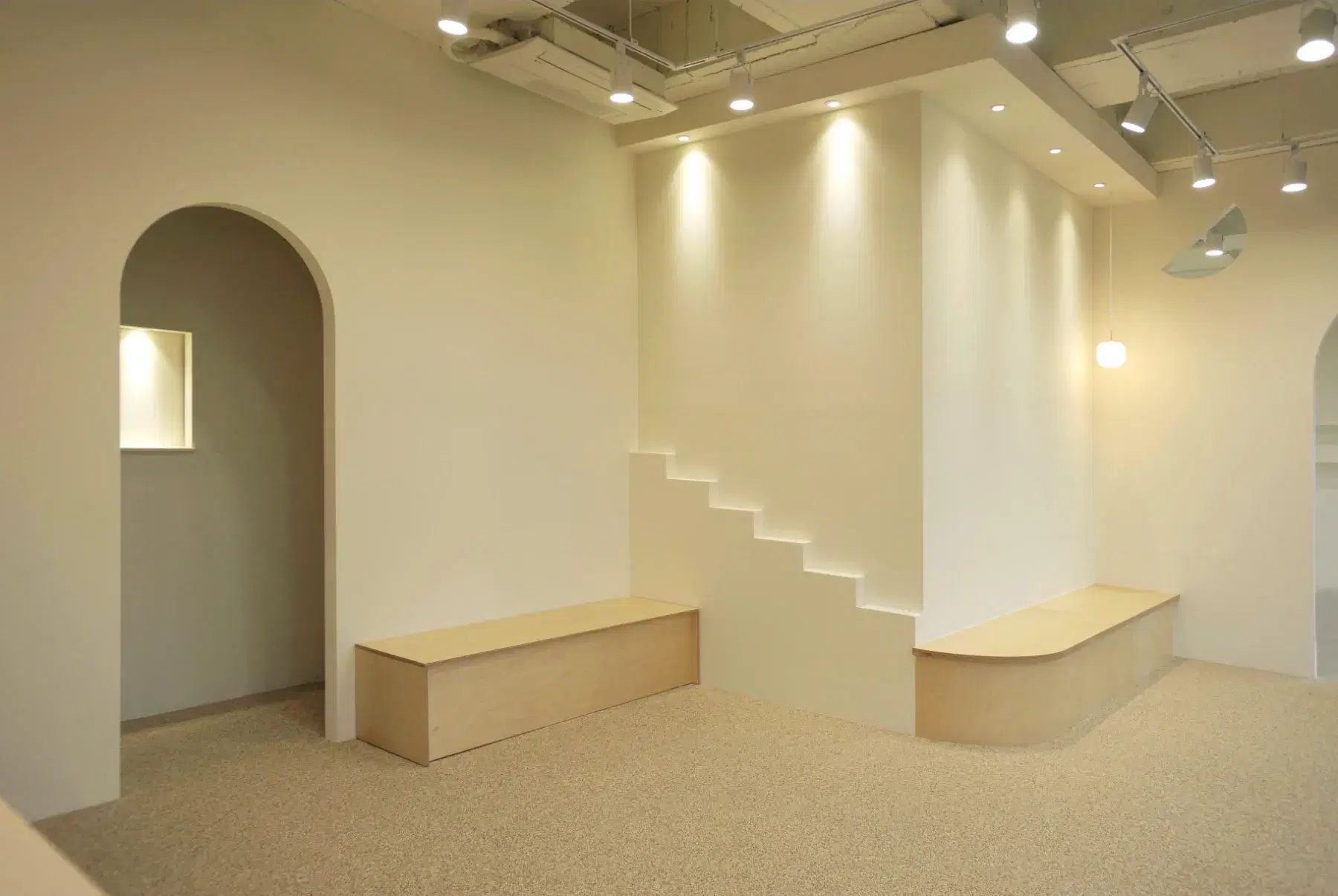 Roh.a Studio