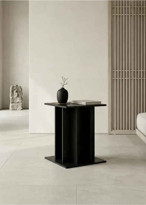 Scultura Side Table 02 1